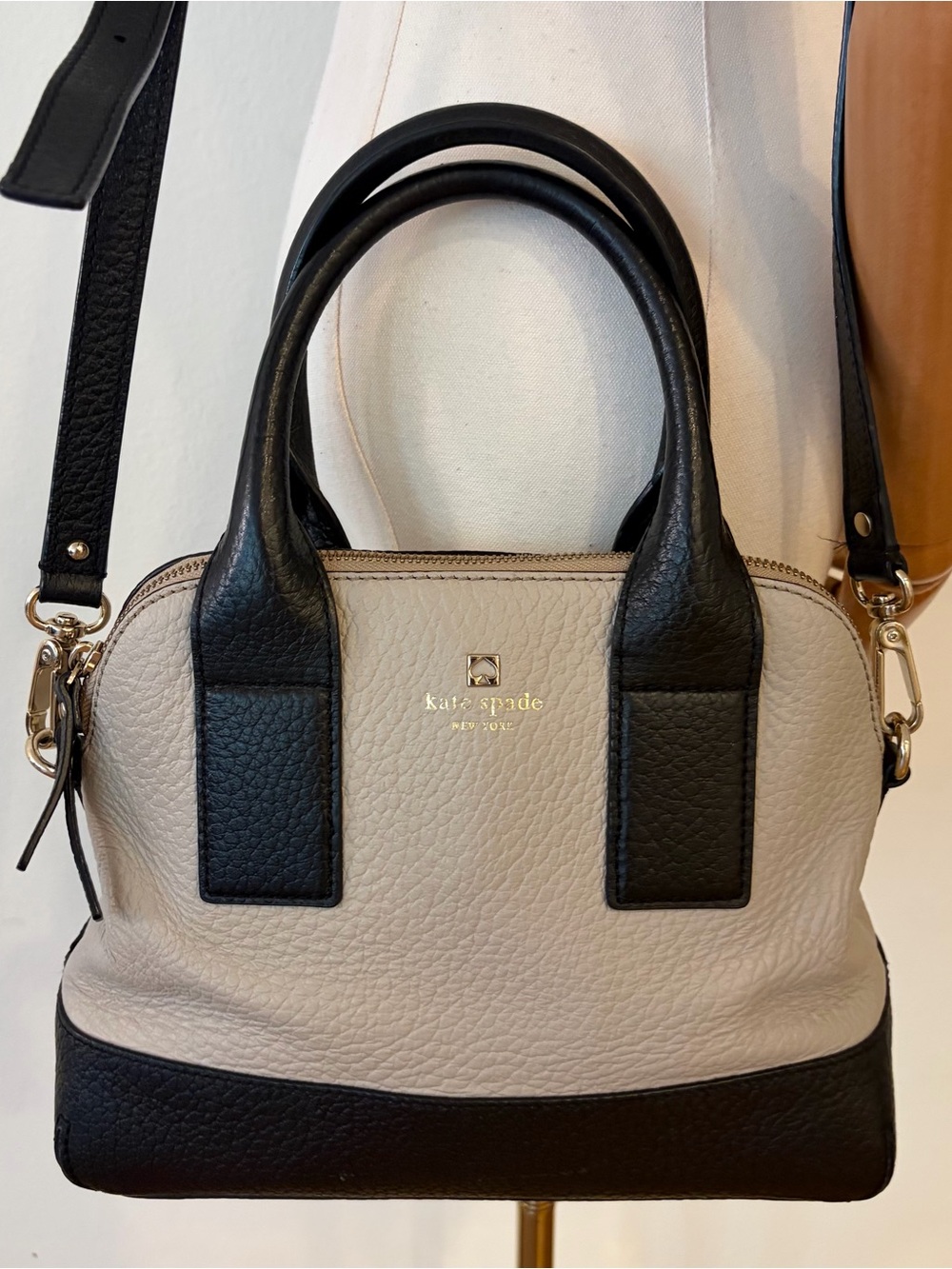 ⁠Kate Spade Two-Tone Leather Satchel Bag Black Beige Taupe Crossbody Purse⁠